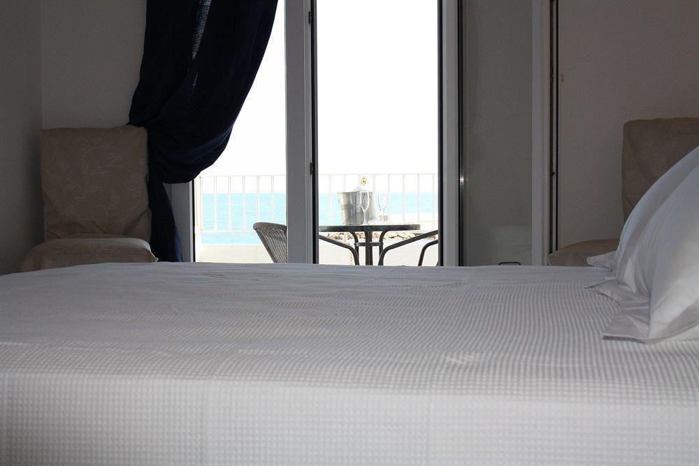 La Gambina Hotel Colera Kültér fotó